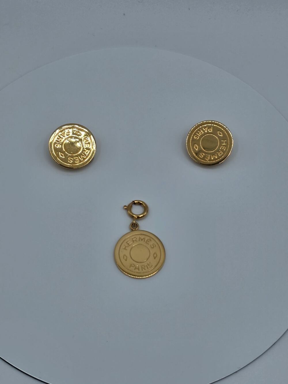 Vintage Hermès Paris Sellier 3-Piece Parure Clip Earrings & Pendant Gold Tone
